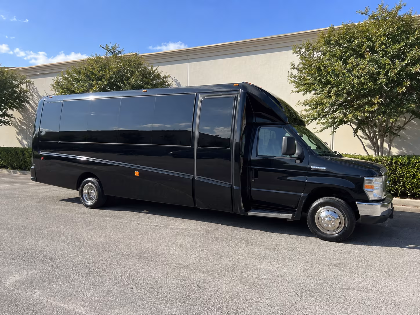 why book winery and brewery tours through hillsboroshuttlebusrentals com
